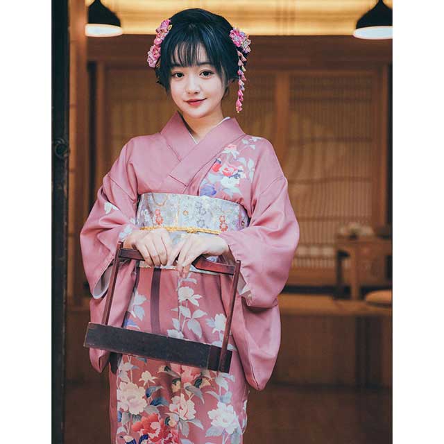 how to wear a kimono with a dress