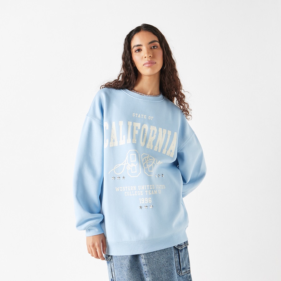 shop oversized sweatshirt