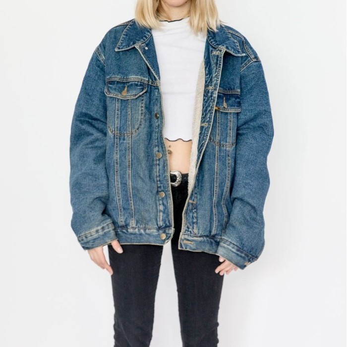 80s jean jacket outfit